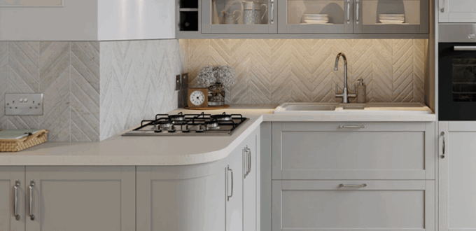 Light grey kitchen doors